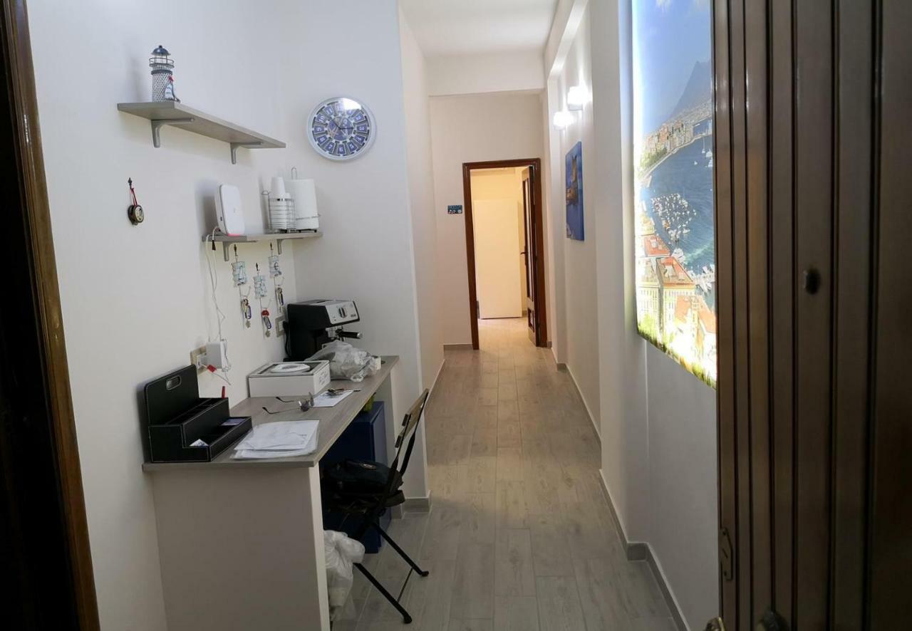 Fenesta Vascia Bed & Breakfast Naples Luaran gambar